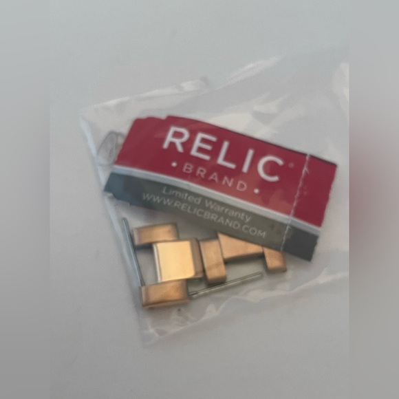 Relic Rose Gold Watch Rhinestone Face - Picture 9 of 11